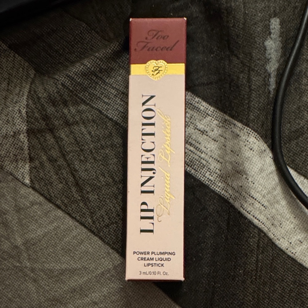 Too Faced Lip Injection in Pink and Gold